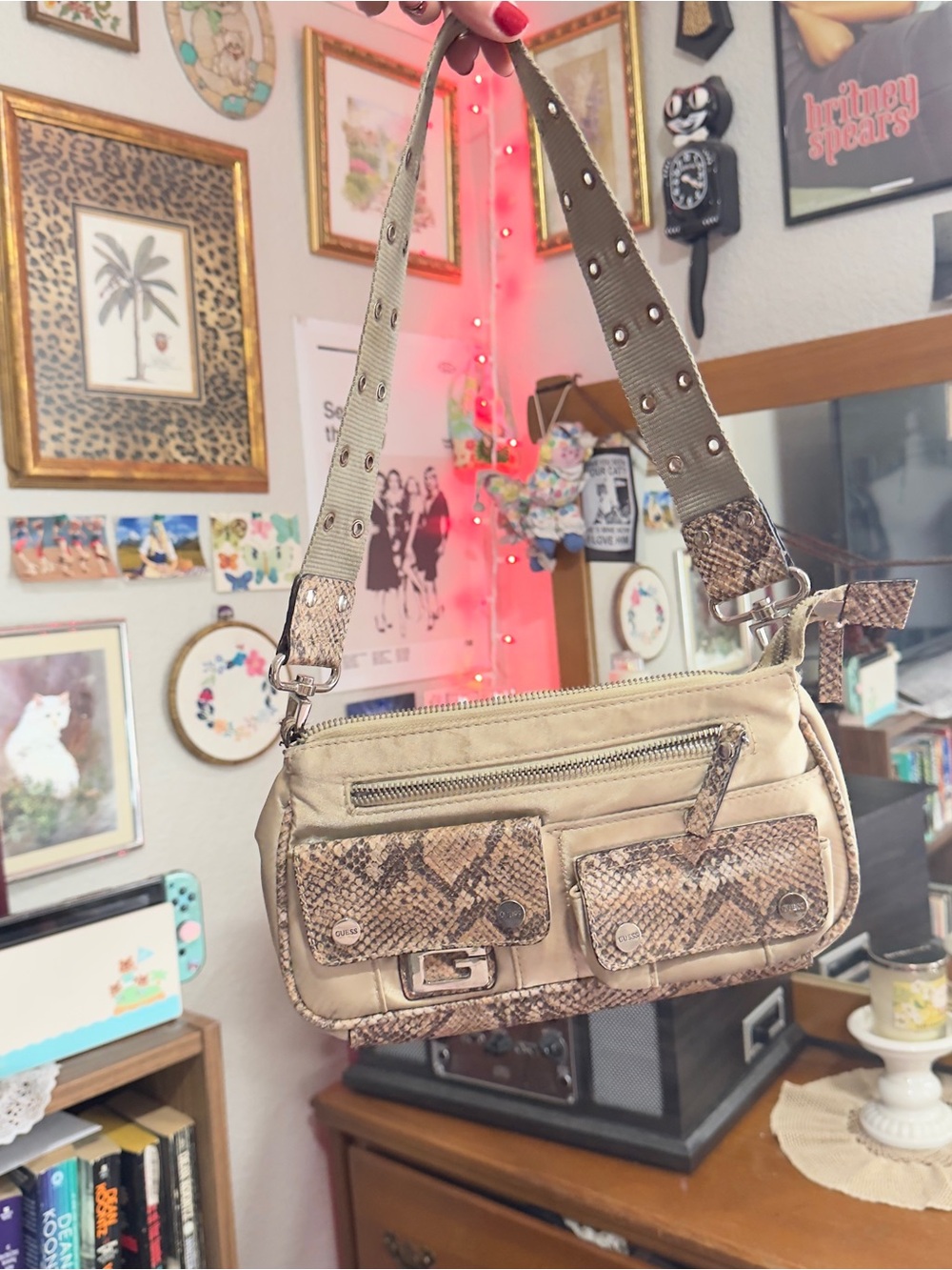 Y2K Guess Beige Snake-Trim Shoulder Bag with Studded Strap